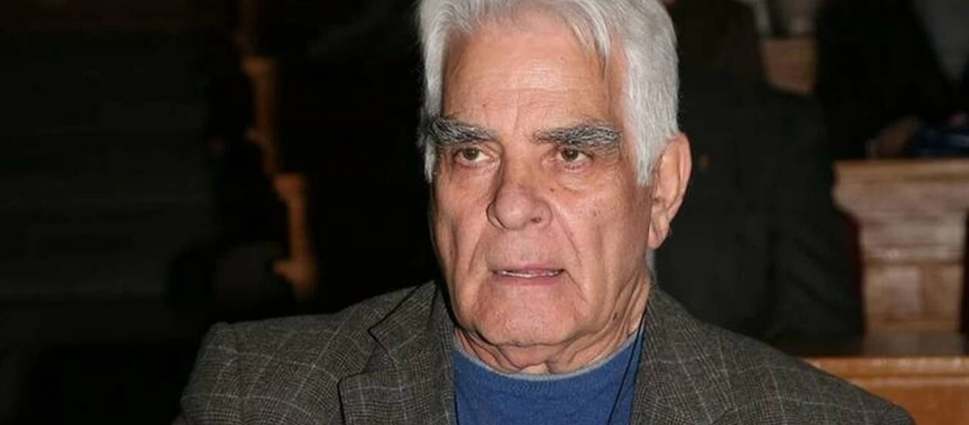 Κώστας Πρέκας: Ακμαίος με την αρραβωνιαστικιά του σε σπάνια εμφάνιση (φωτο)